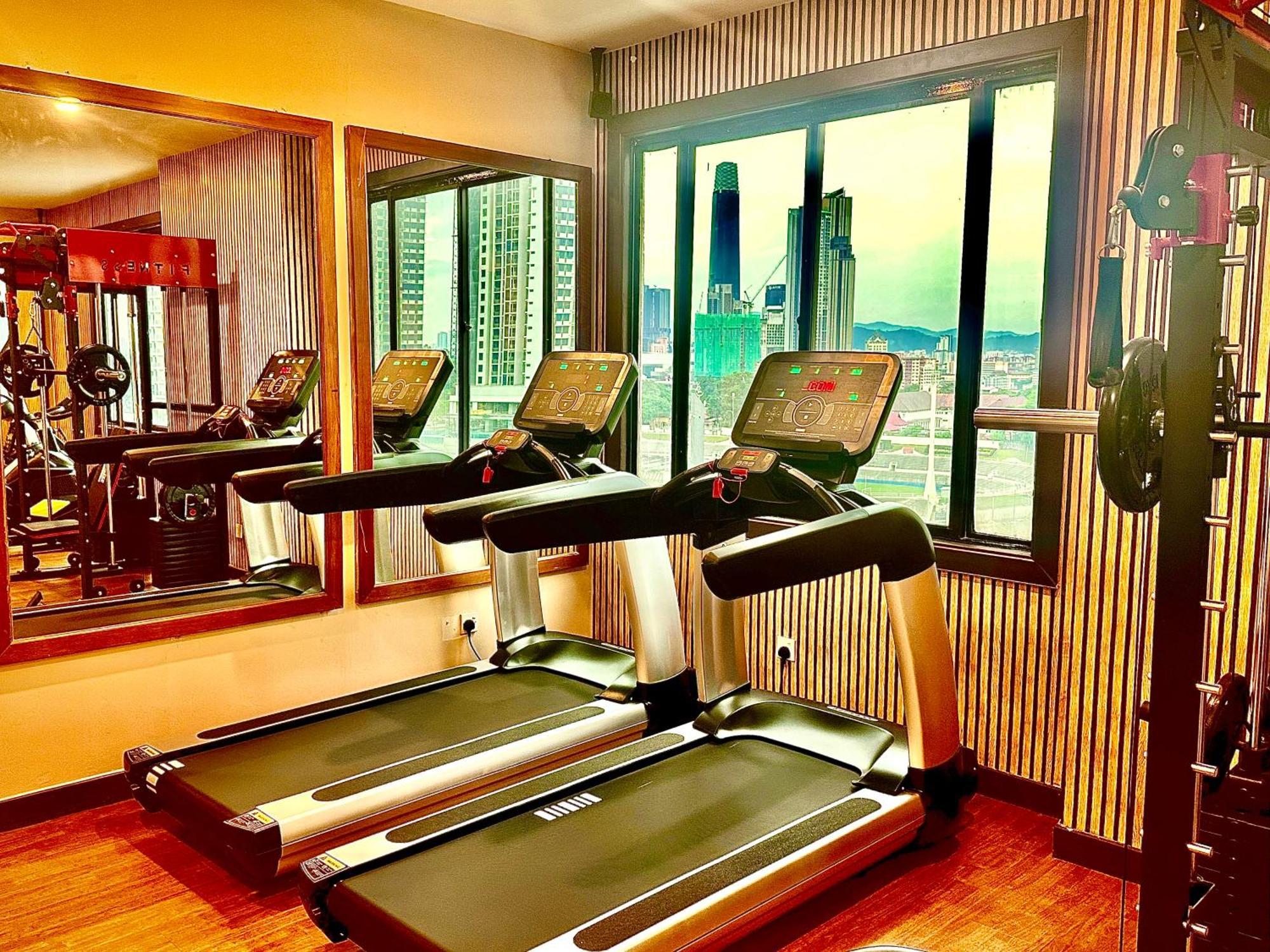 Regalpark Hotel Kuala Lumpur Dış mekan fotoğraf